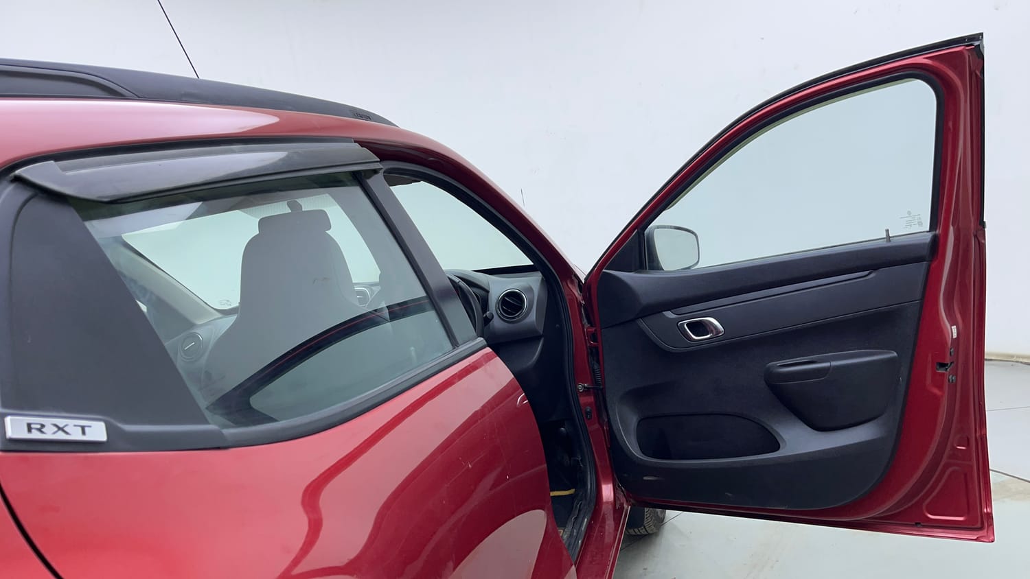 Used 2018 Renault Kwid RXT Petrol Manual interior RIGHT FRONT DOOR OPEN VIEW