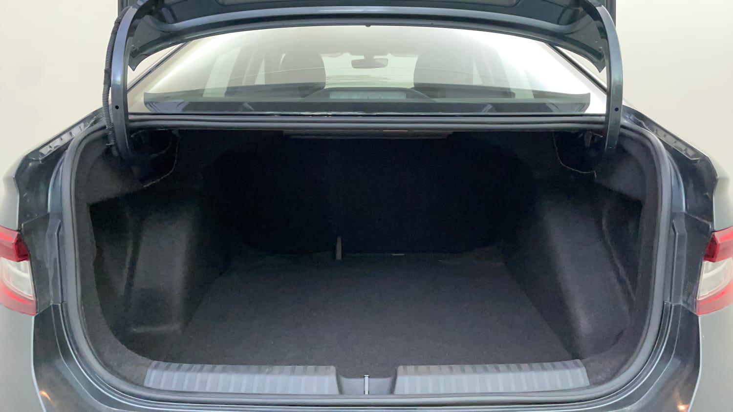 Used 2023 Skoda Slavia Style 1.5L TSI DSG Petrol Automatic interior DICKY INSIDE VIEW