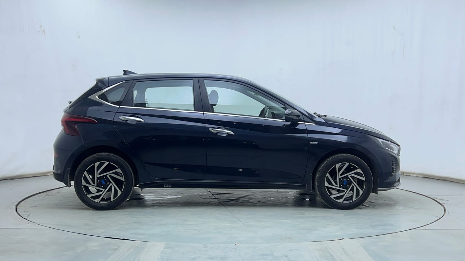 Used 2025 Hyundai New i20 Asta (O) 1.2 IVT Petrol Automatic exterior RIGHT SIDE VIEW