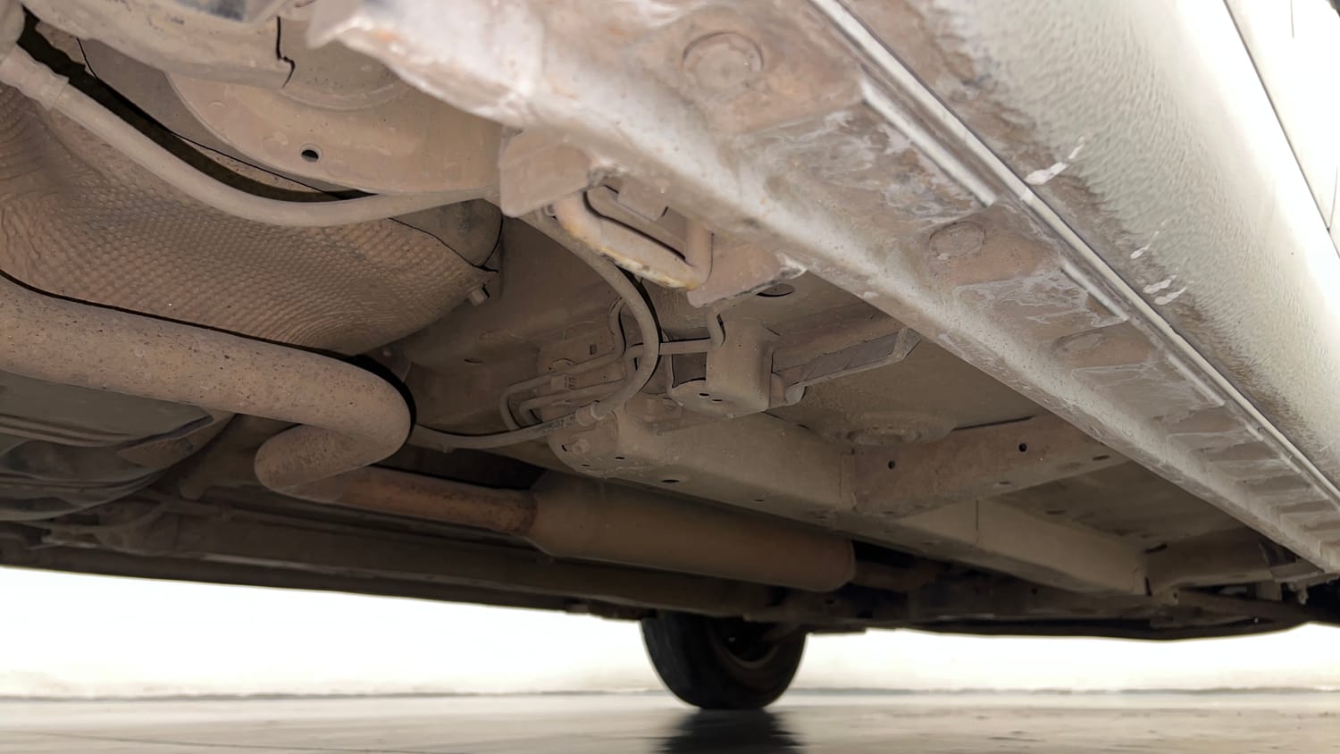 Used 2012 Maruti Suzuki Swift VXi Petrol Manual extra REAR RIGHT UNDERBODY VIEW