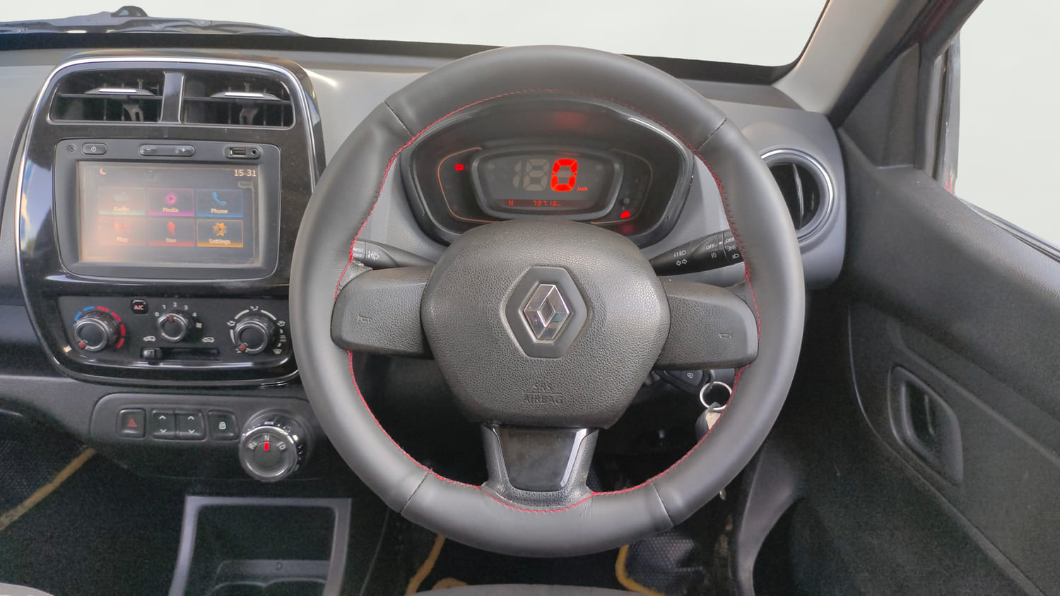 Used 2017 Renault Kwid 1.0 RXT AMT Opt Petrol Automatic interior STEERING VIEW