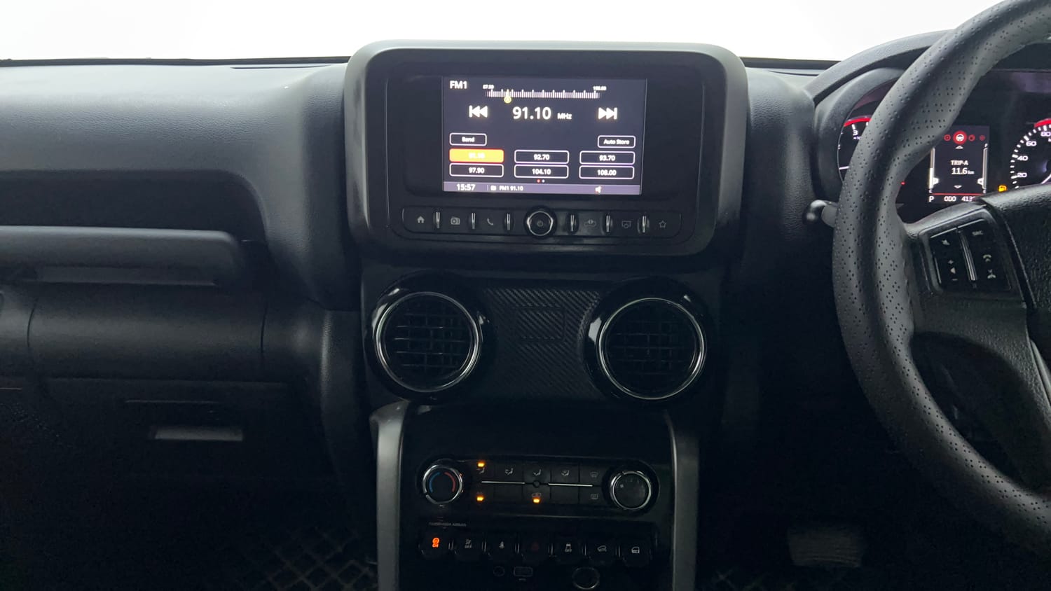Used 2022 mahindra Thar LX Hard Top Petrol AT 4WD Petrol Automatic top_features Integrated (in-dash) music system