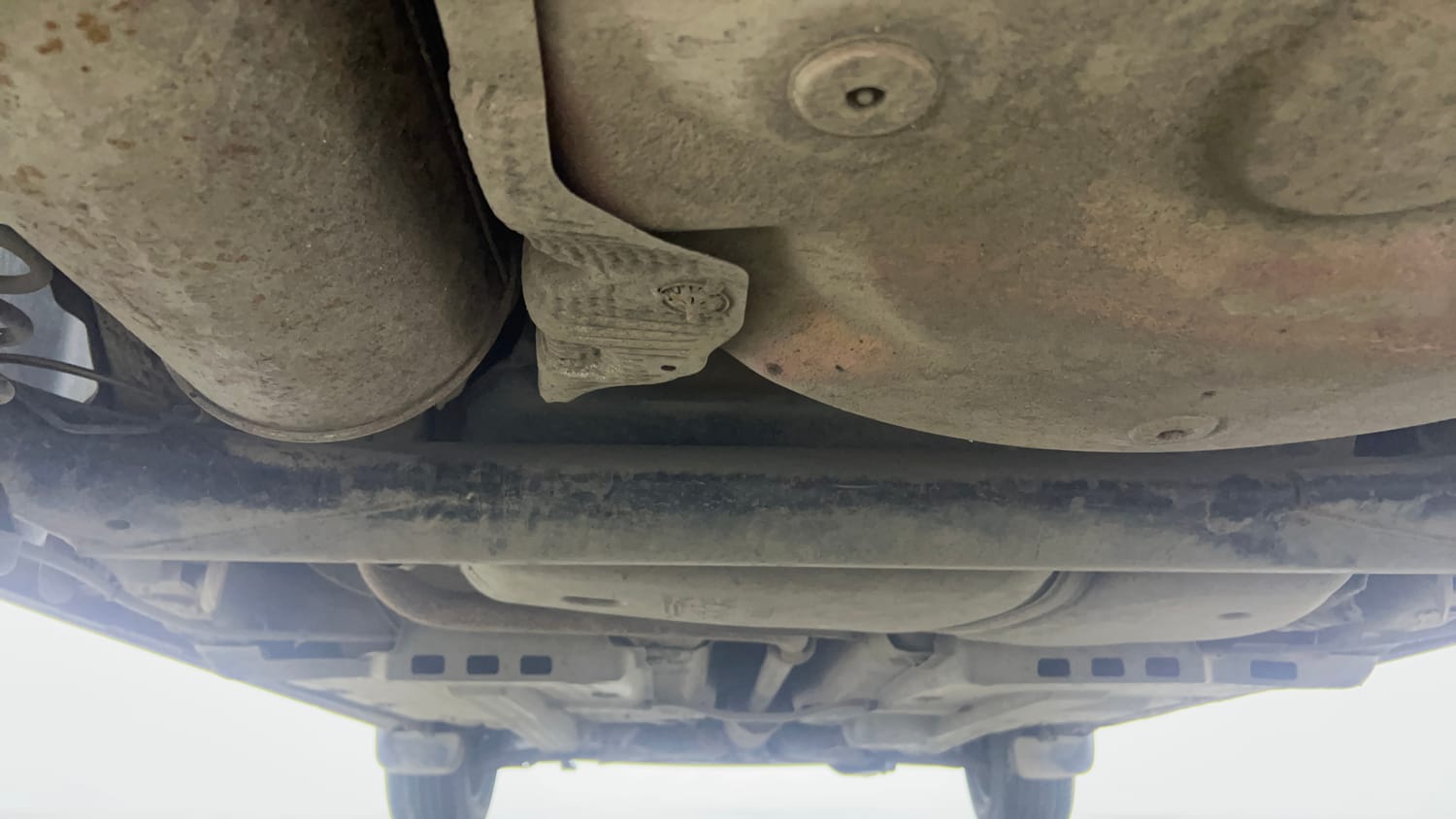 Used 2014 Volkswagen Polo Comfortline 1.2L (P) Petrol Manual extra REAR UNDERBODY VIEW (TAKEN FROM REAR)