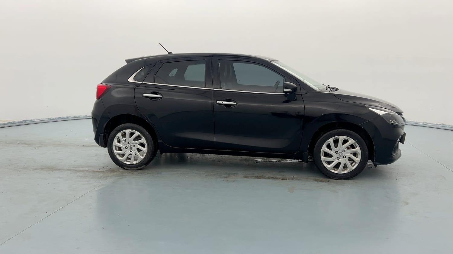 Used 2023 Maruti Suzuki Baleno Zeta MT CNG Cng Manual exterior RIGHT SIDE VIEW