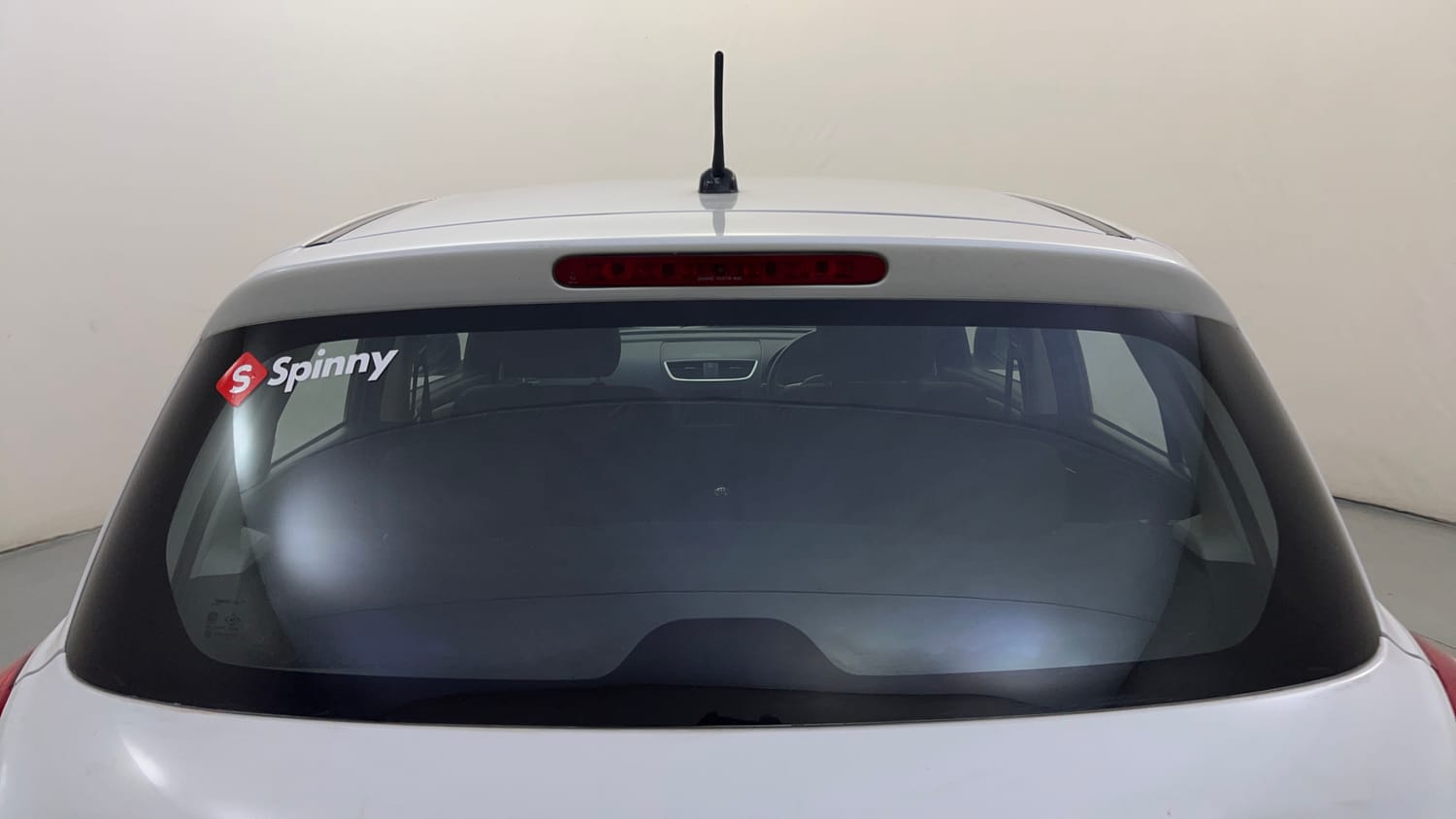 Used 2012 Maruti Suzuki Swift VXi Petrol Manual exterior BACK WINDSHIELD VIEW