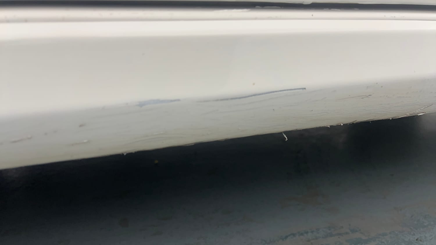 Used 2017 Maruti Suzuki Wagon R VXI+ AMT Petrol Automatic dents MINOR SCRATCH