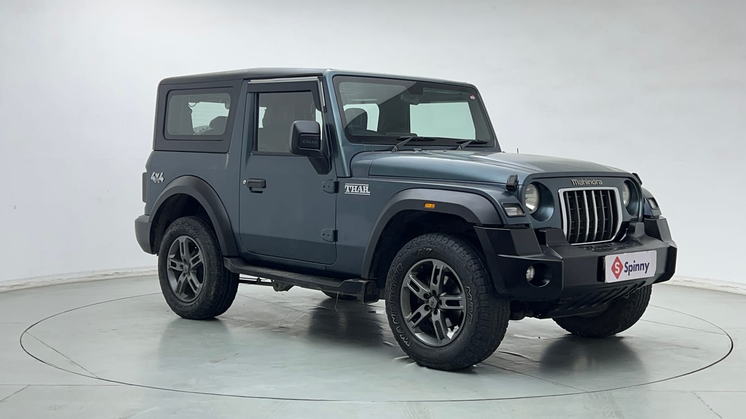 Used 2022 mahindra Thar LX Hard Top Petrol AT 4WD Petrol Automatic exterior RIGHT FRONT CORNER VIEW
