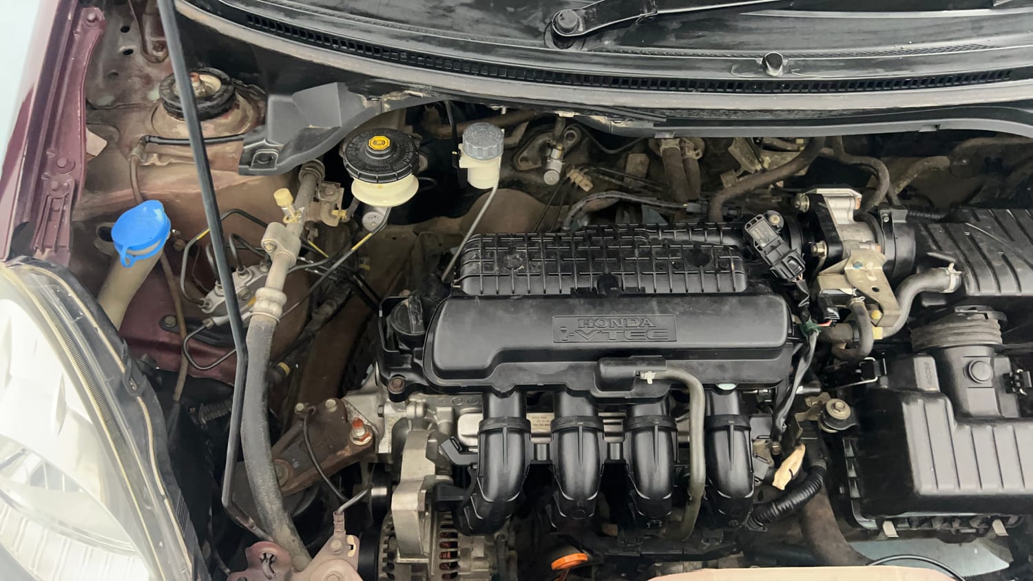 Used 2014 Honda Amaze 1.2 S i-VTEC Petrol Manual engine ENGINE RIGHT SIDE VIEW
