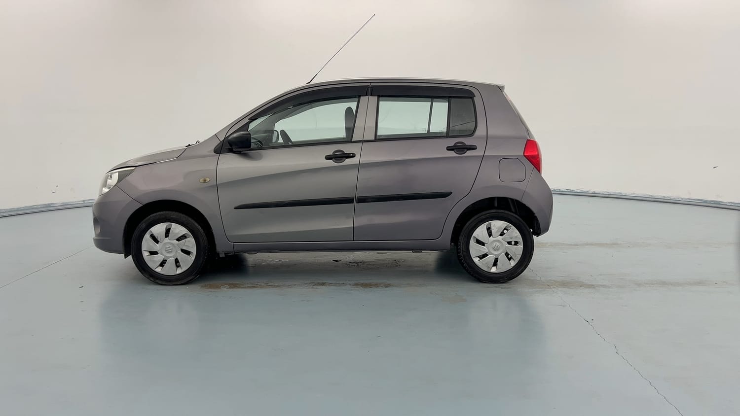 Used 2016 Maruti Suzuki Celerio VXi Petrol Manual exterior LEFT SIDE VIEW