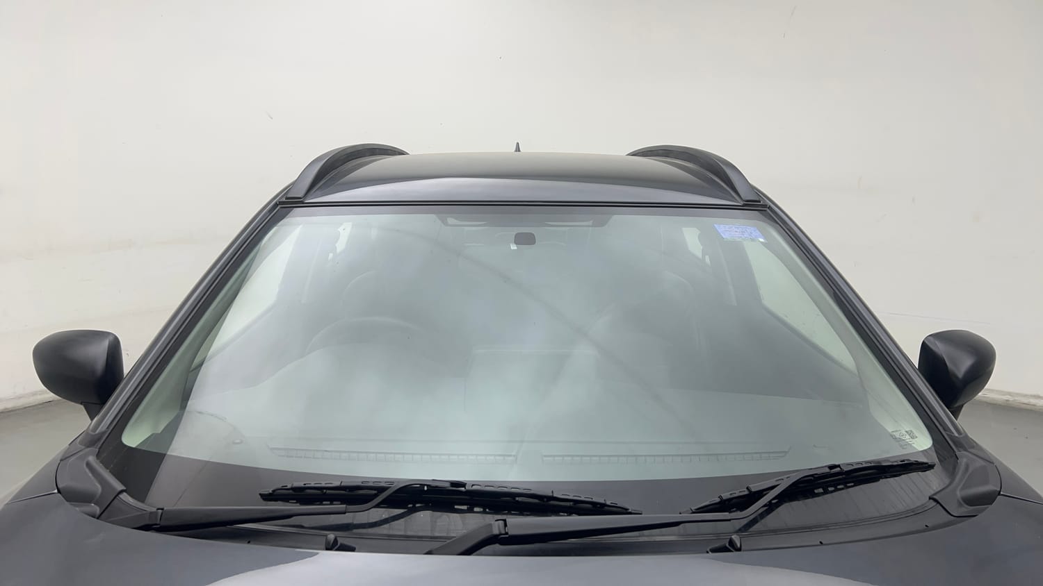 Used 2025 Maruti Suzuki Fronx Sigma 1.2L MT Petrol Manual exterior FRONT WINDSHIELD VIEW