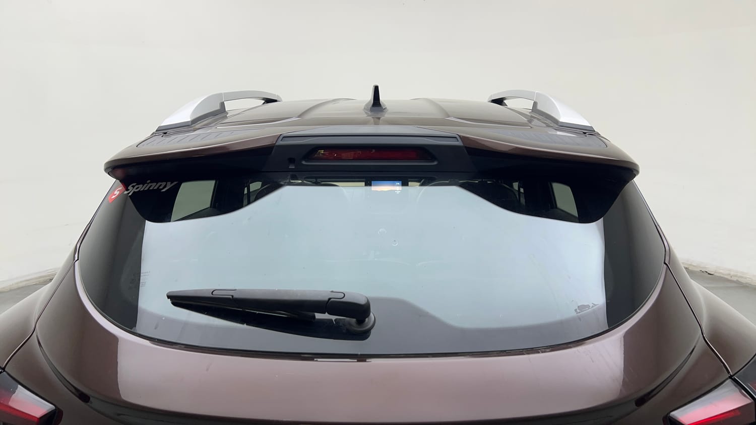 Used 2023 Renault Kiger RXT MT Petrol Manual exterior BACK WINDSHIELD VIEW