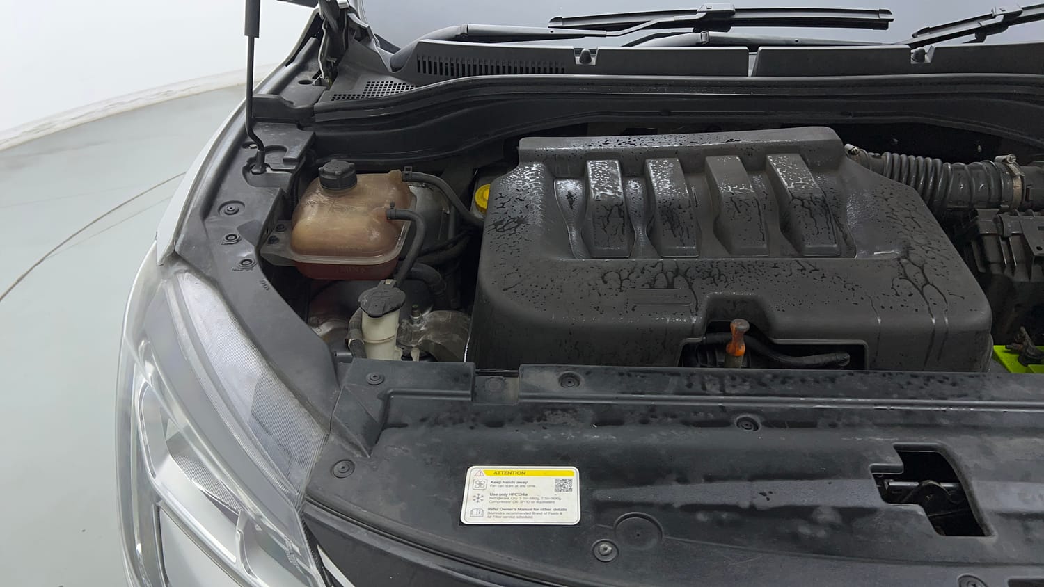 Used 2022 Mahindra XUV700 AX 3 Petrol AT 5 STR Petrol Automatic engine ENGINE RIGHT SIDE VIEW