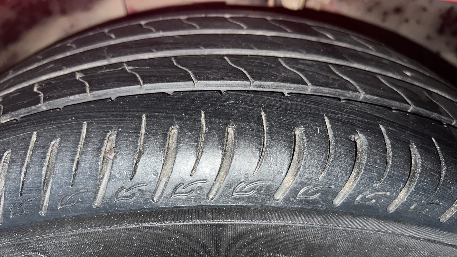 Used 2018 Ford EcoSport Titanium 1.5L TDCi Diesel Manual tyres LEFT FRONT TYRE TREAD VIEW