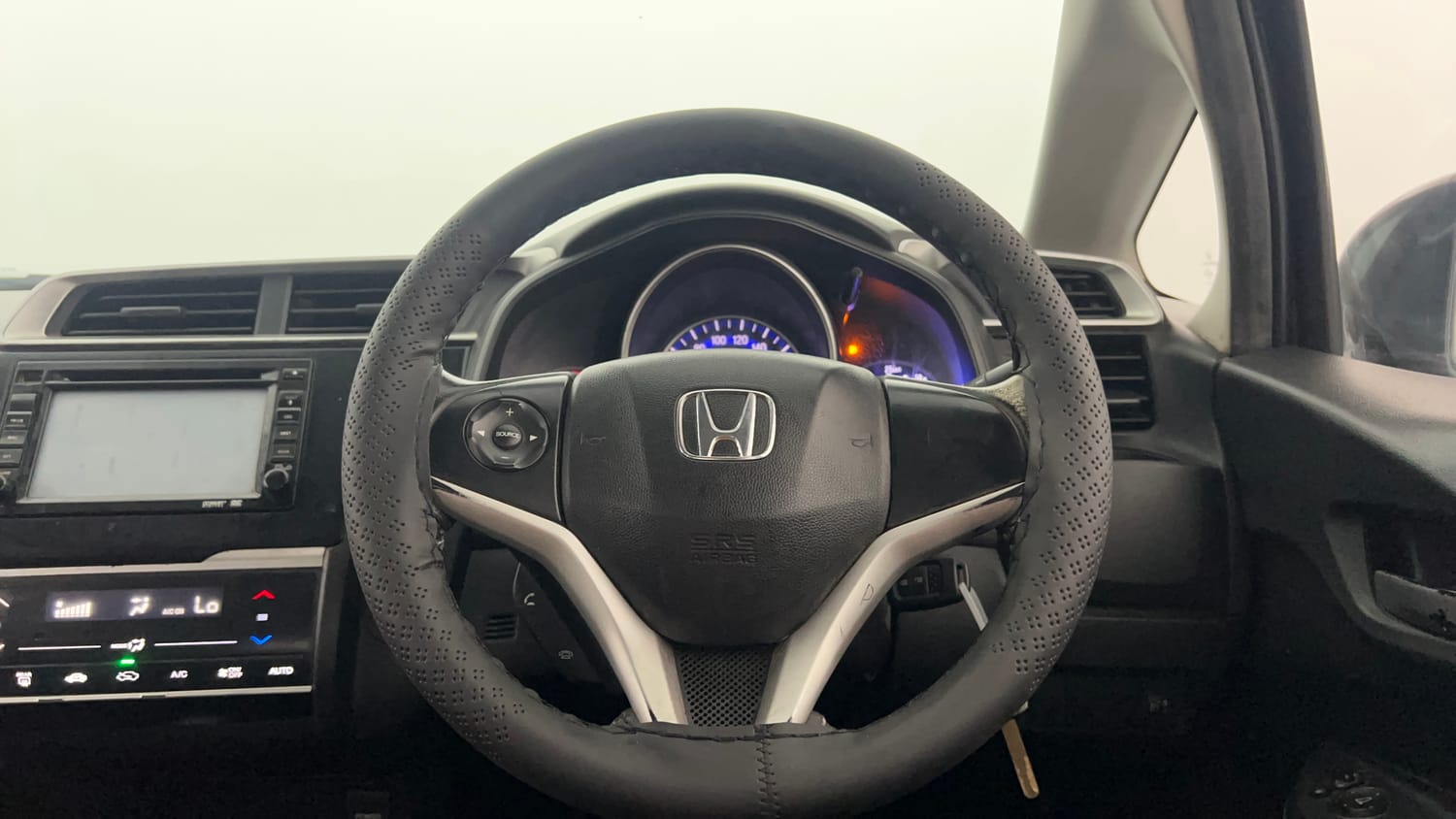 Used 2015 Honda Jazz VX Petrol Petrol Manual interior STEERING VIEW