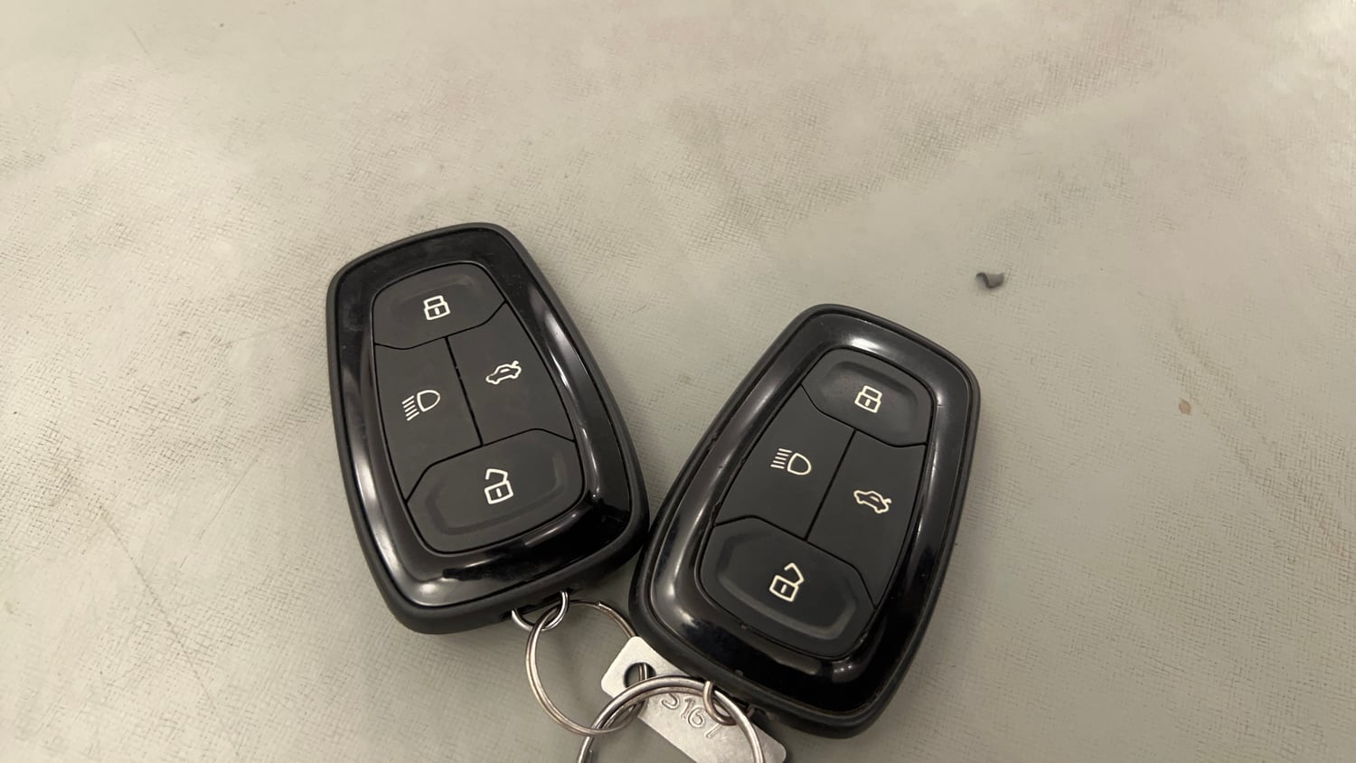 Used 2023 Tata Tigor XZ Plus CNG Cng Manual extra CAR KEY VIEW