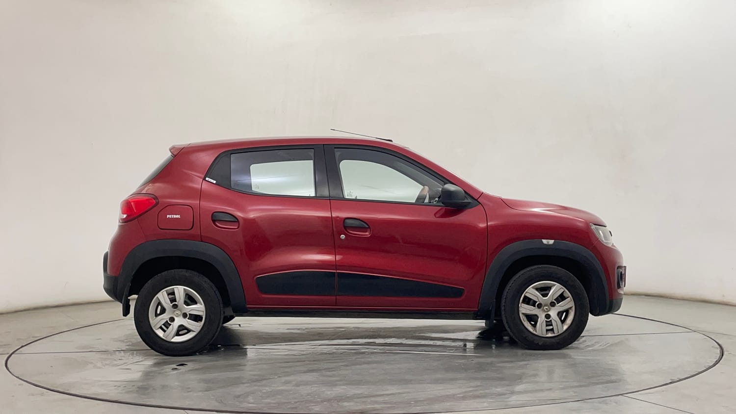Used 2016 Renault Kwid RXT Petrol Manual exterior RIGHT SIDE VIEW