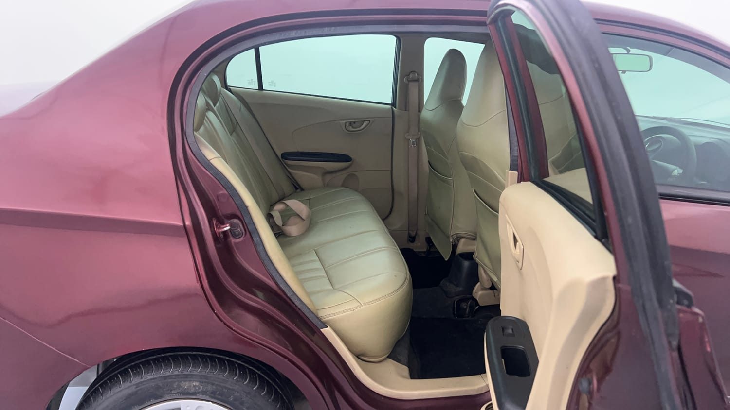 Used 2014 Honda Amaze 1.2 S i-VTEC Petrol Manual interior RIGHT SIDE REAR DOOR CABIN VIEW