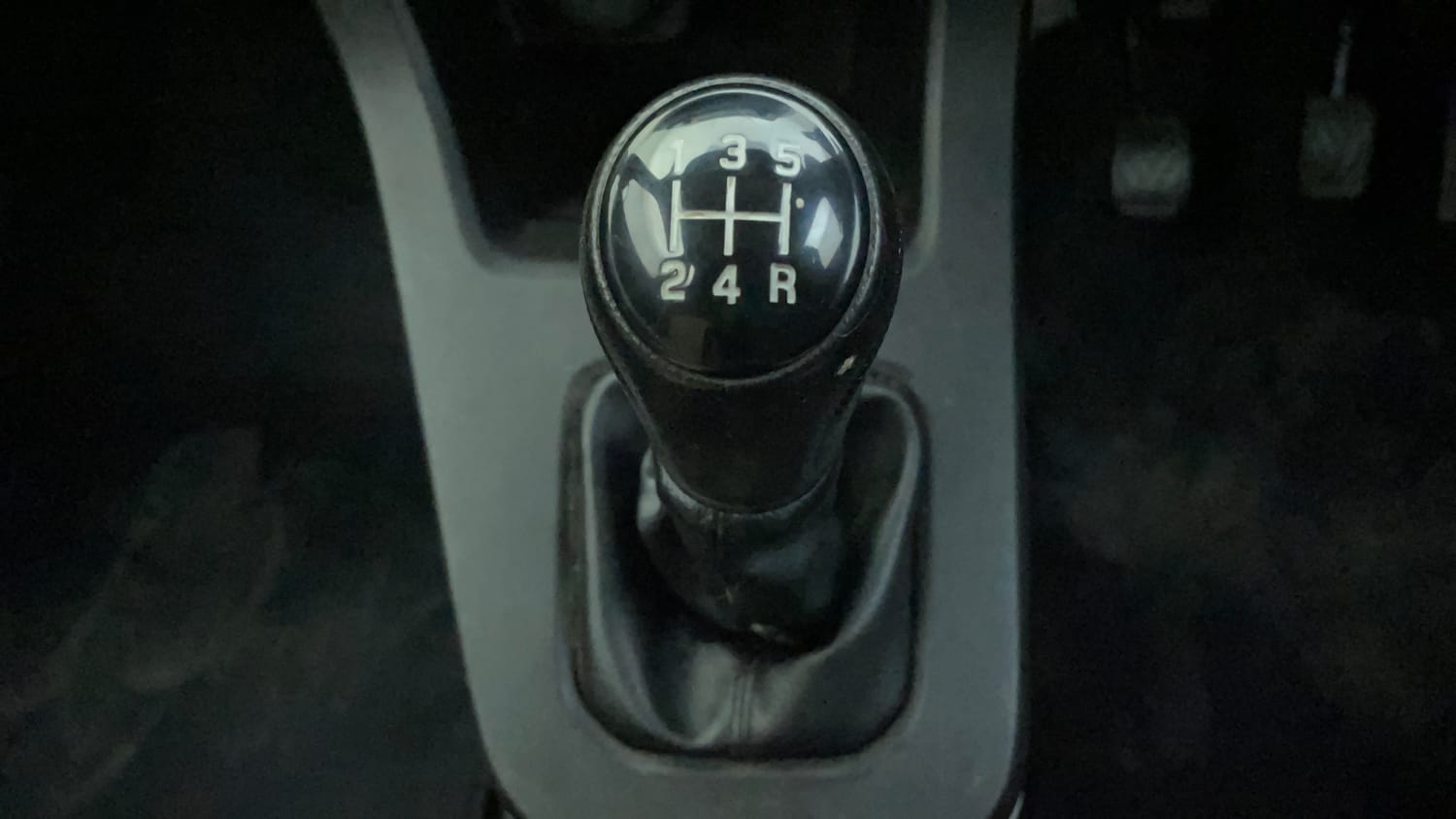 Used 2019 Maruti Suzuki Wagon R VXi 1.2 Petrol Manual interior GEAR  KNOB VIEW