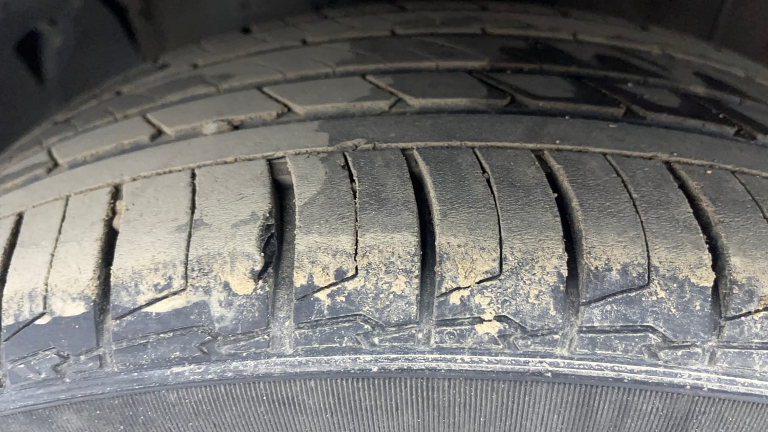 Used 2024 Hyundai Creta N-Line N10 1.5 Turbo DCT Petrol Automatic tyres LEFT FRONT TYRE TREAD VIEW
