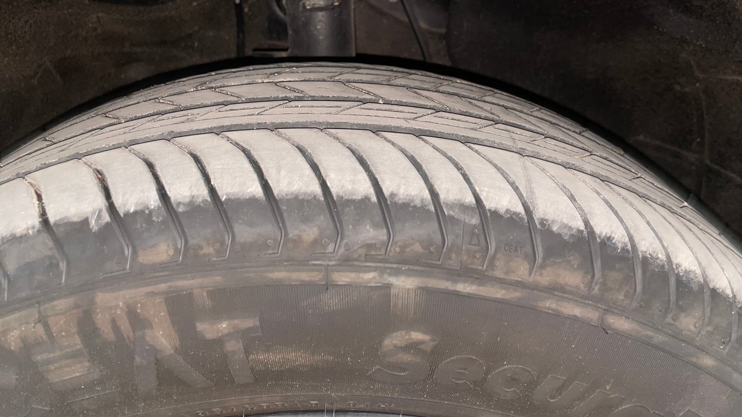 Used 2026 Hyundai Venue 1.2 Kappa Petrol MT HX 5+ Petrol Manual tyres RIGHT FRONT TYRE TREAD VIEW