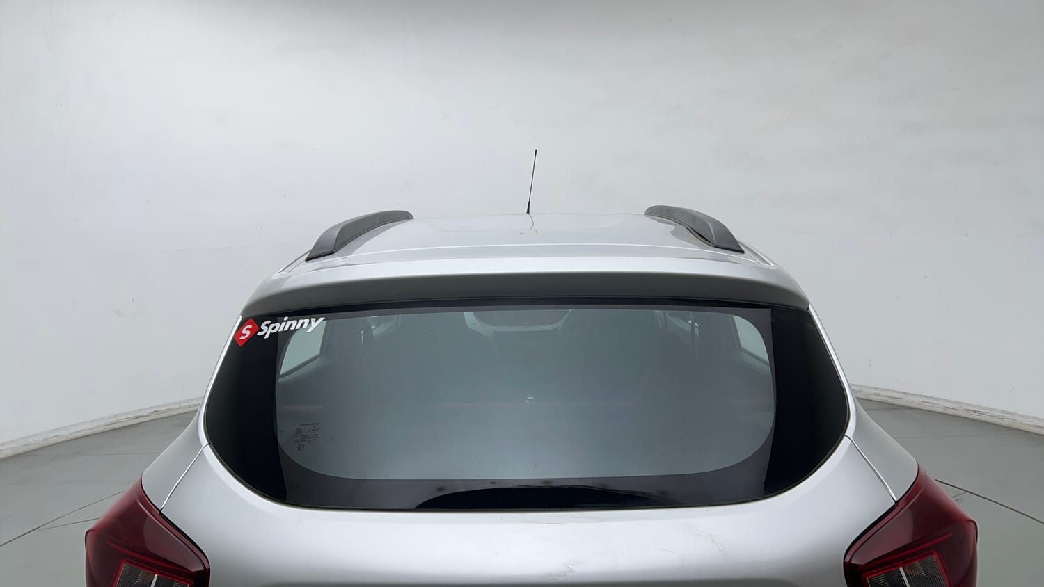 Used 2021 Renault Kwid RXT 1.0 (O) Petrol Manual exterior BACK WINDSHIELD VIEW