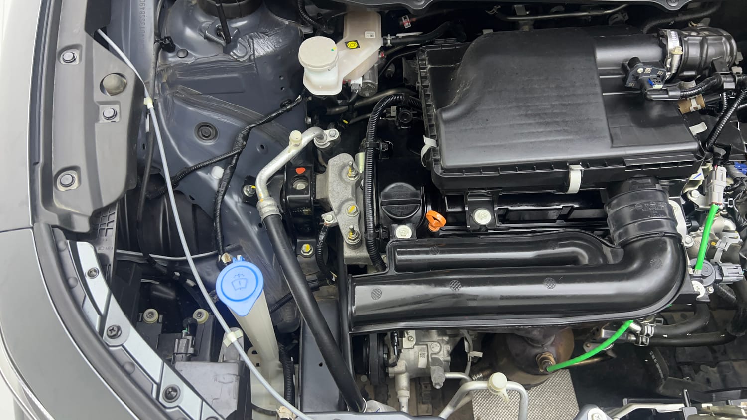 Used 2025 Maruti Suzuki Fronx Sigma 1.2L MT Petrol Manual engine ENGINE RIGHT SIDE VIEW