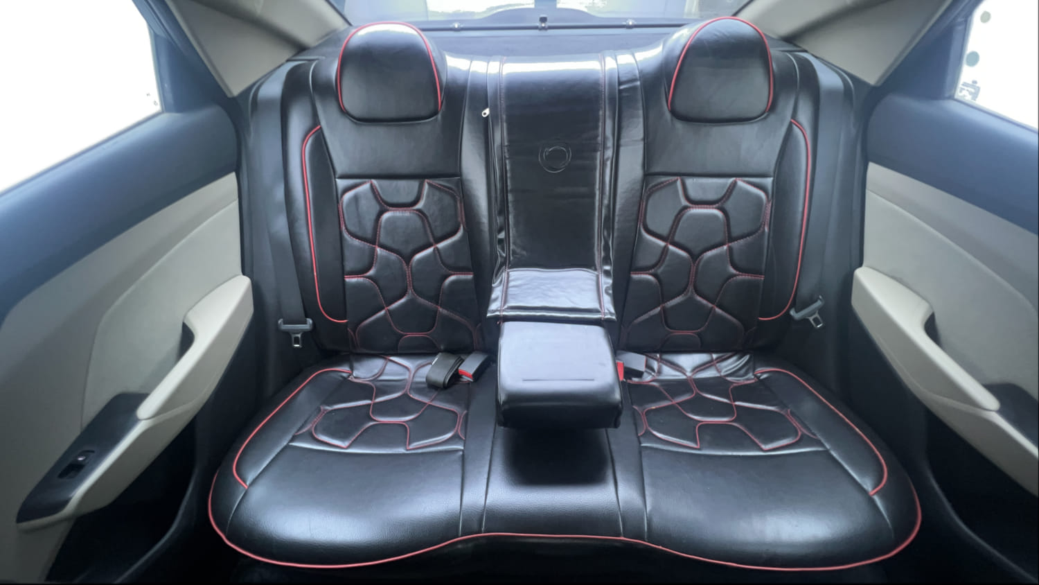 Used 2019 Hyundai Verna SX Plus 1.6 VTVT AT Petrol Automatic interior REAR SEAT CONDITION VIEW