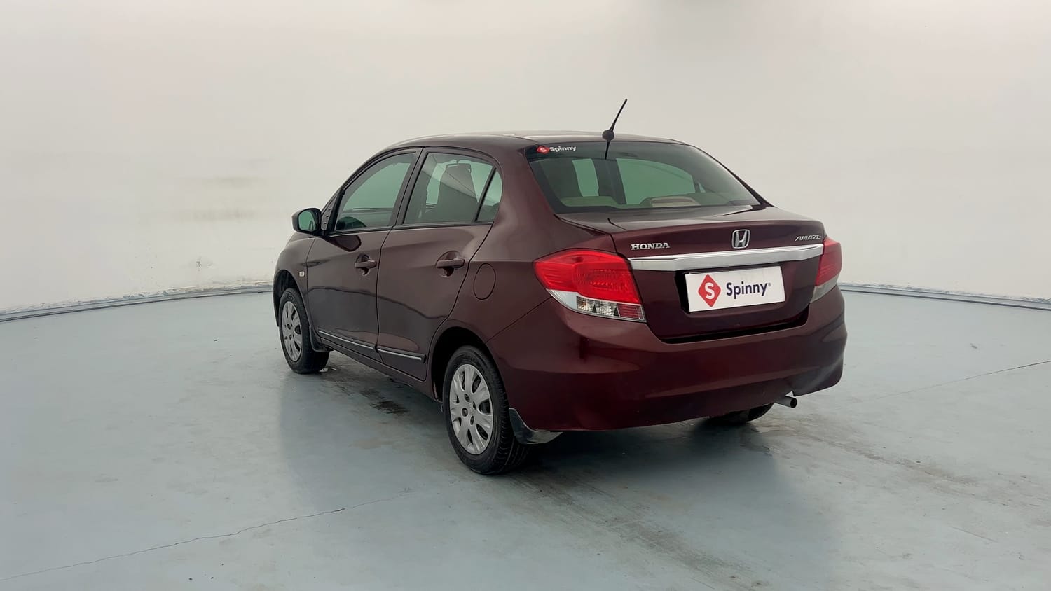 Used 2014 Honda Amaze 1.2 S i-VTEC Petrol Manual exterior LEFT REAR CORNER VIEW