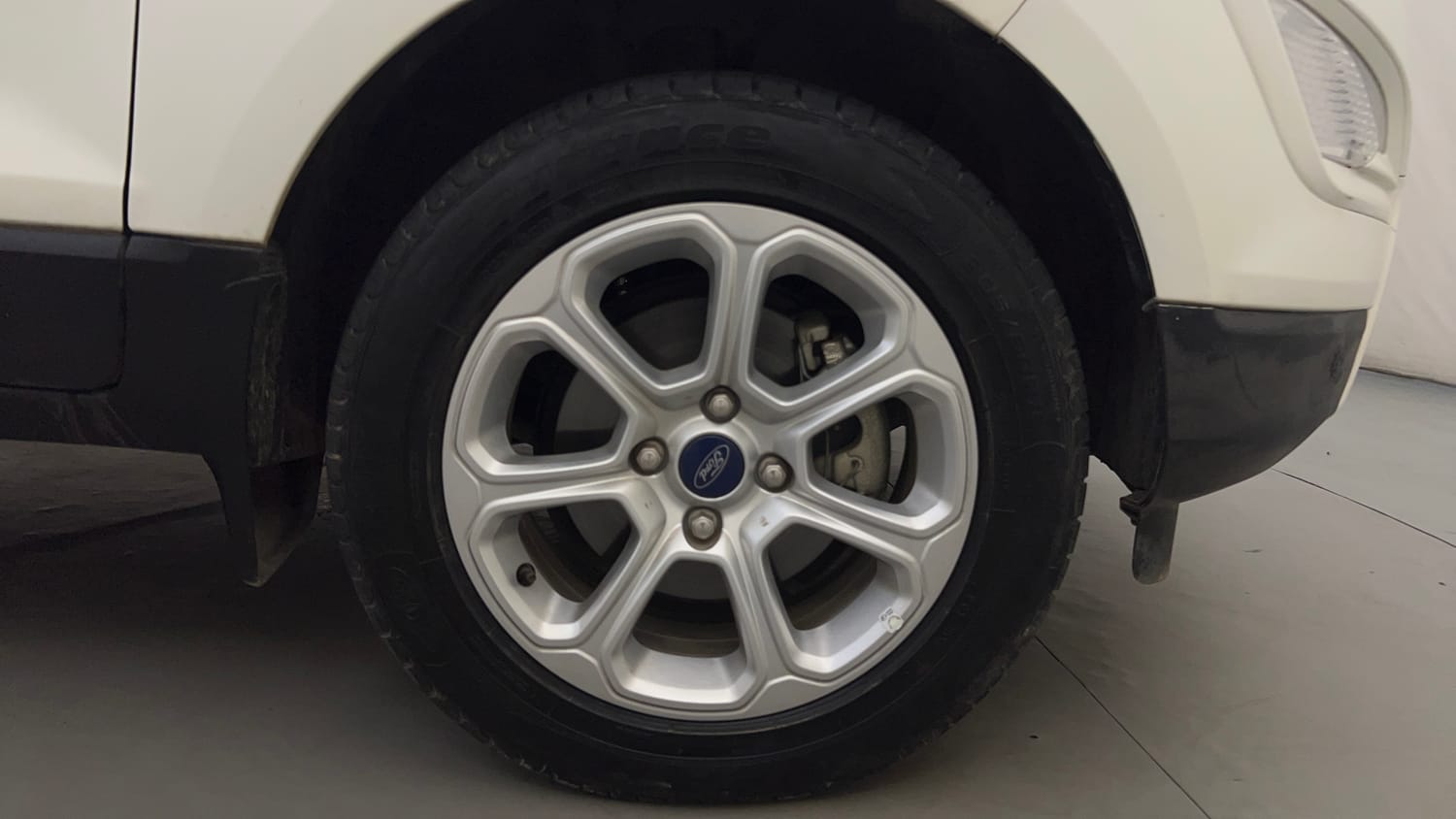Used 2021 Ford EcoSport Titanium Plus 1.5L Ti-VCT AT Petrol Automatic tyres RIGHT FRONT TYRE RIM VIEW