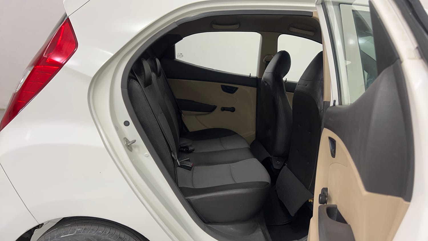 Used 2012 Hyundai Eon Era Petrol Manual interior RIGHT SIDE REAR DOOR CABIN VIEW