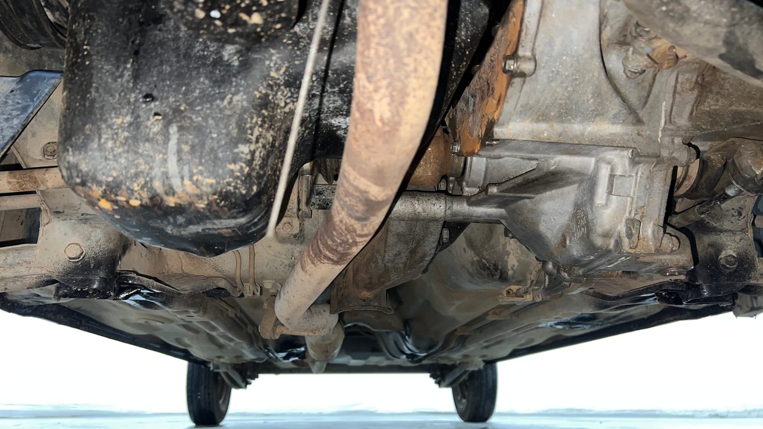 Used 2016 Maruti Suzuki Alto 800 VXi Petrol Manual extra FRONT LEFT UNDERBODY VIEW