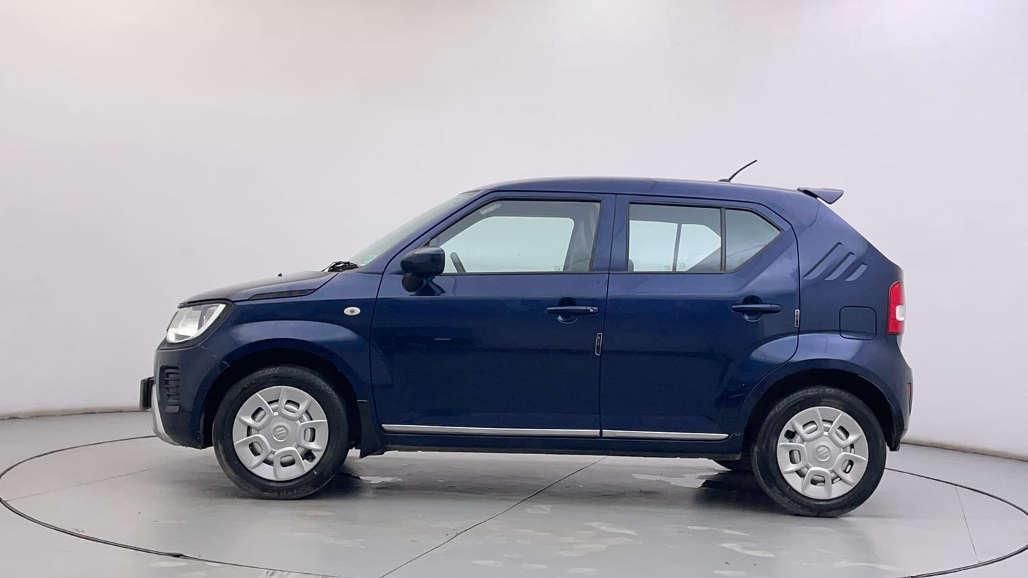 Used 2024 Maruti Suzuki Ignis Sigma 1.2 MT Petrol Manual exterior LEFT SIDE VIEW