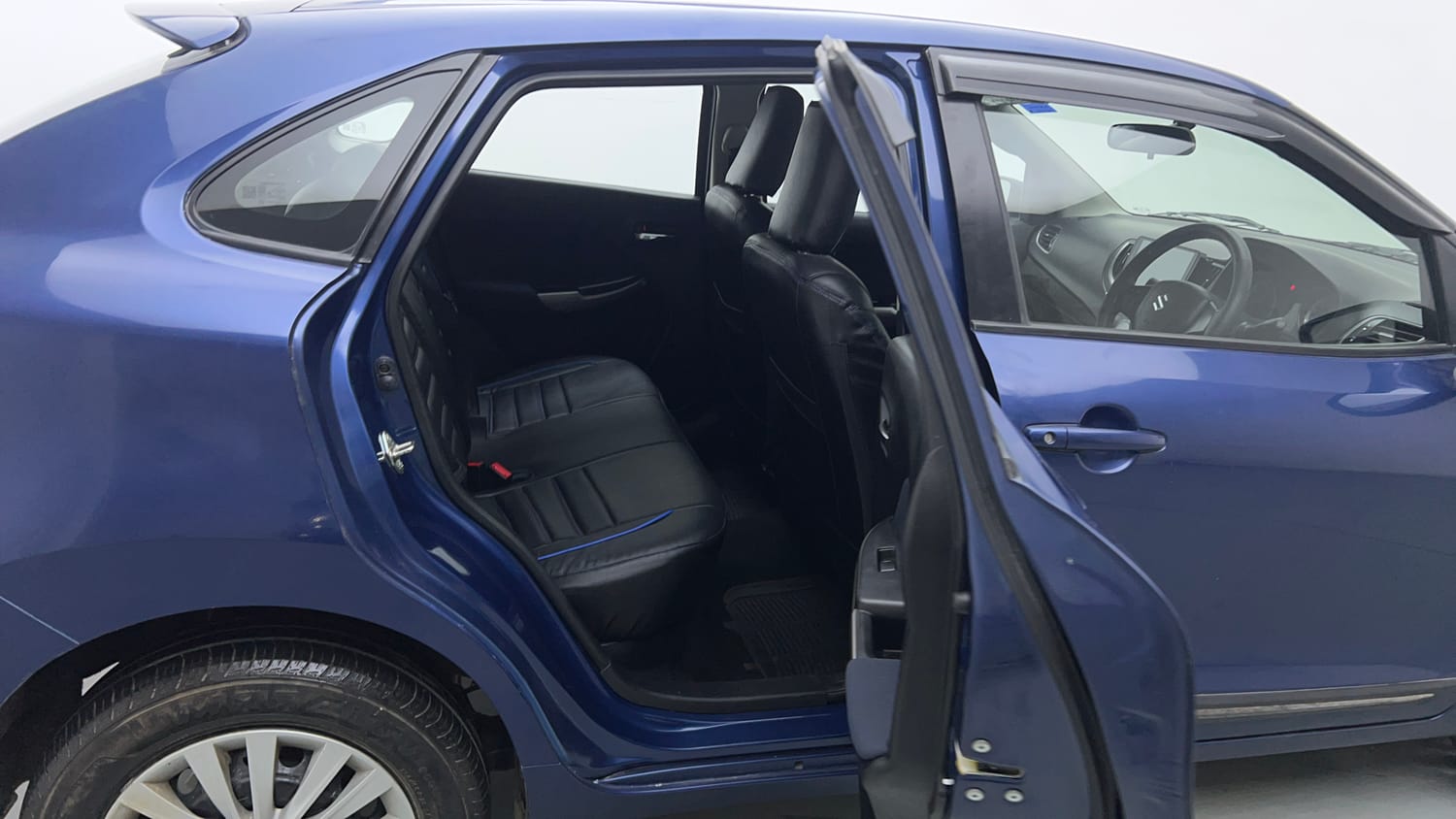 Used 2022 Maruti Suzuki Baleno Delta Petrol Manual interior RIGHT SIDE REAR DOOR CABIN VIEW