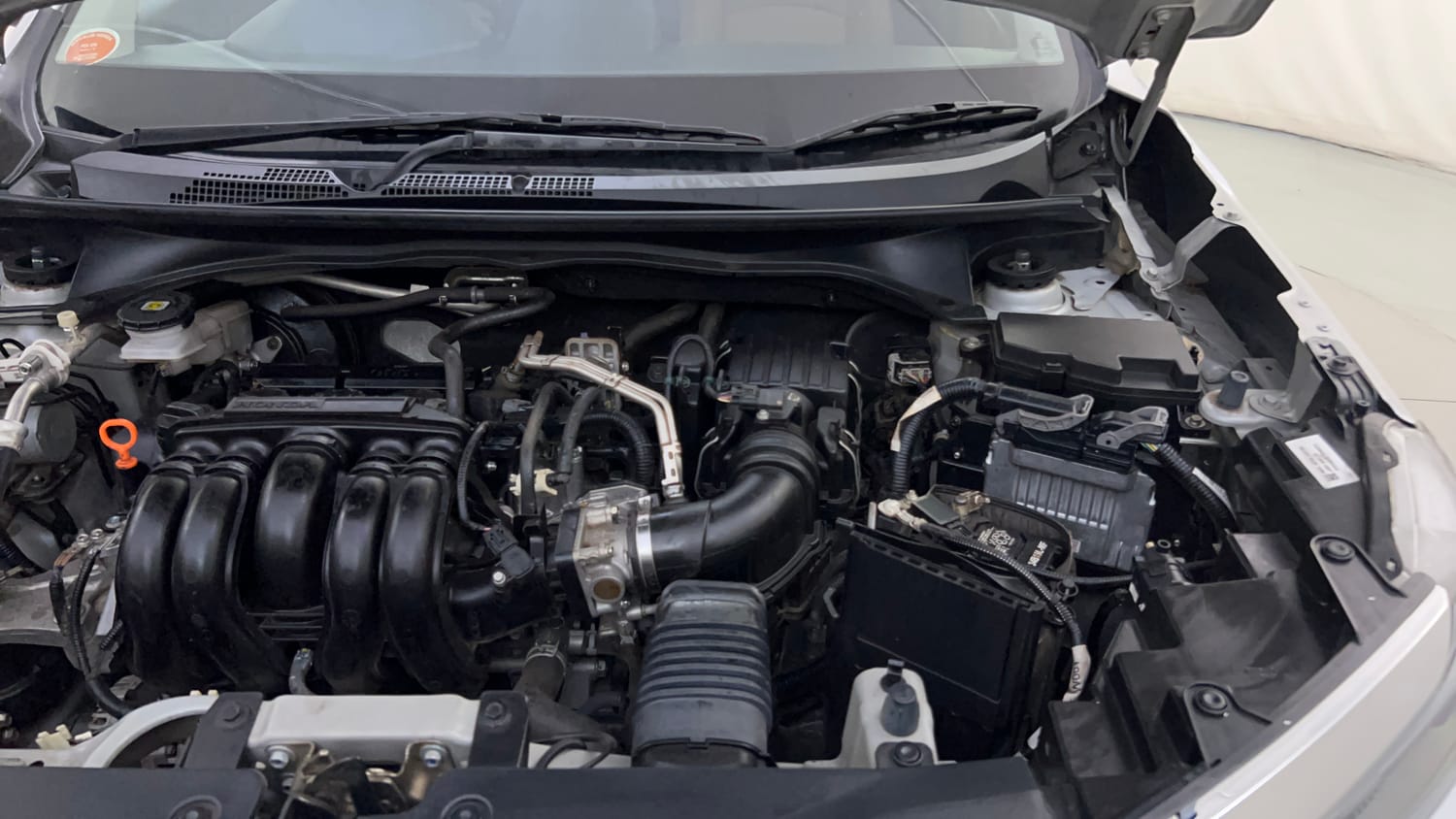 Used 2024 Honda Elevate ZX CVT Petrol Automatic engine ENGINE LEFT SIDE HINGE & APRON VIEW