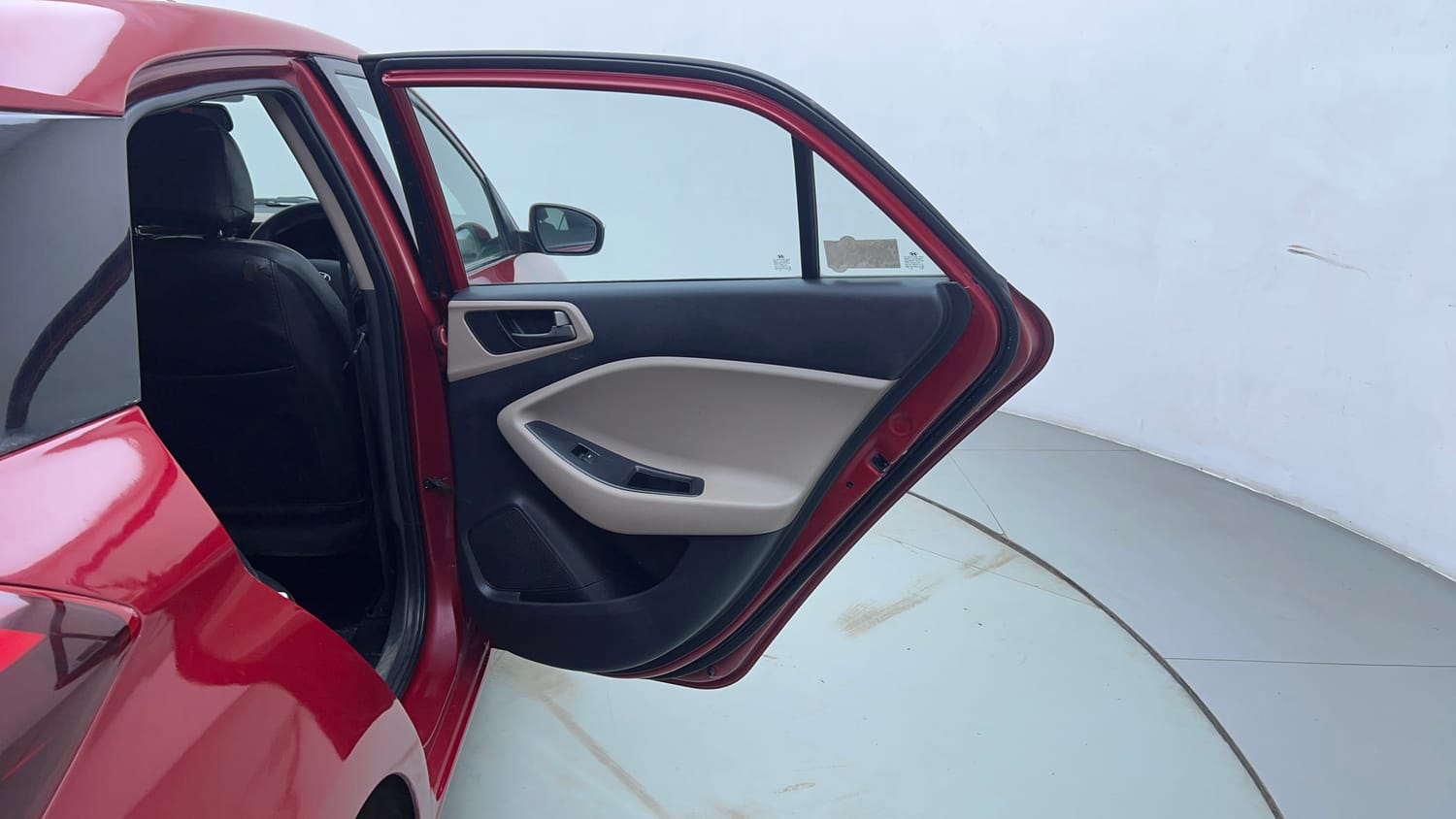 Used 2016 Hyundai Elite i20 Sportz 1.2 Petrol Manual interior RIGHT REAR DOOR OPEN VIEW