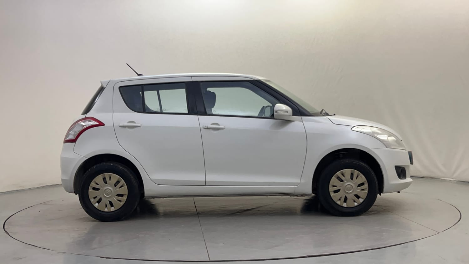 Used 2012 Maruti Suzuki Swift VXi Petrol Manual exterior RIGHT SIDE VIEW