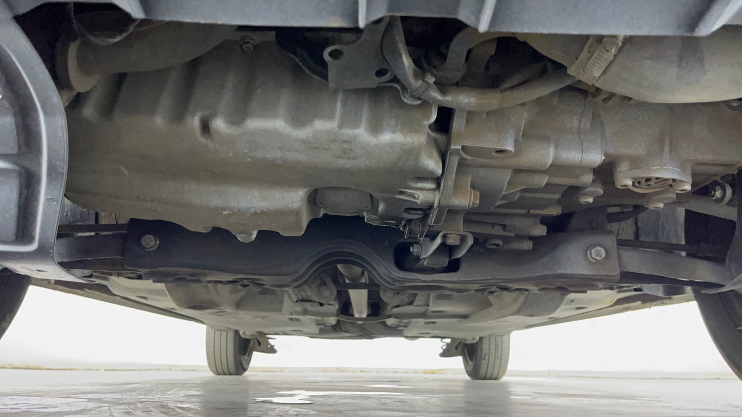 Used 2016 Volkswagen Vento Comfortline Diesel Diesel Manual extra FRONT LEFT UNDERBODY VIEW
