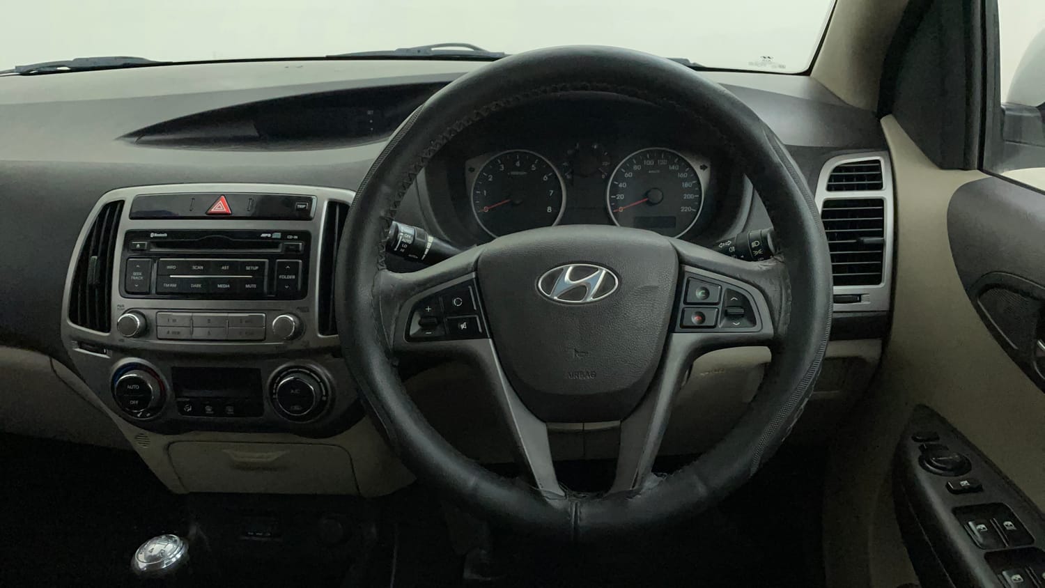 Used 2012 Hyundai i20 Sportz 1.2 Petrol Manual interior STEERING VIEW