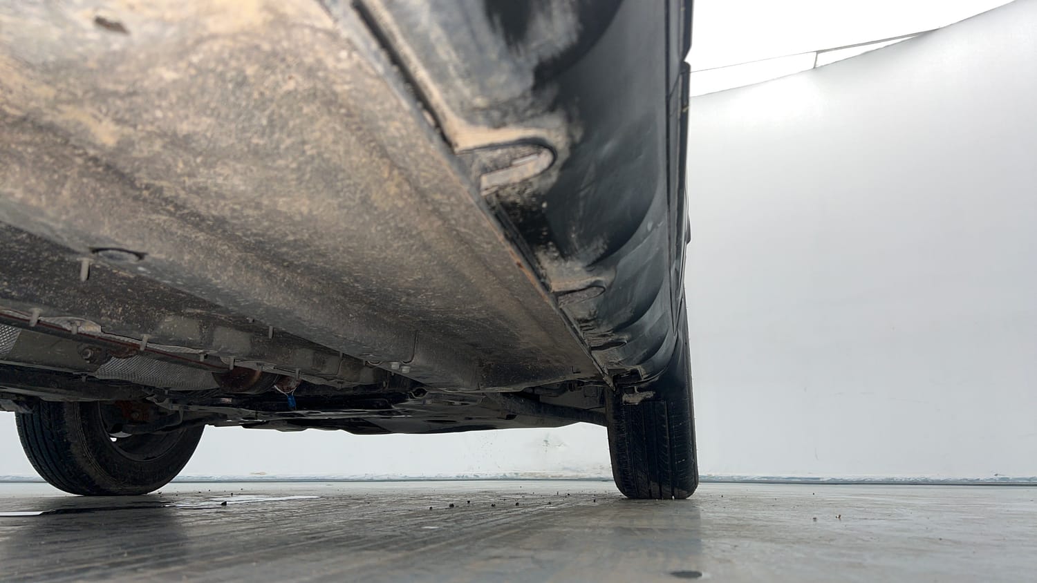 Used 2024 Hyundai Venue SX 1.2 Petrol Petrol Manual extra REAR RIGHT UNDERBODY VIEW