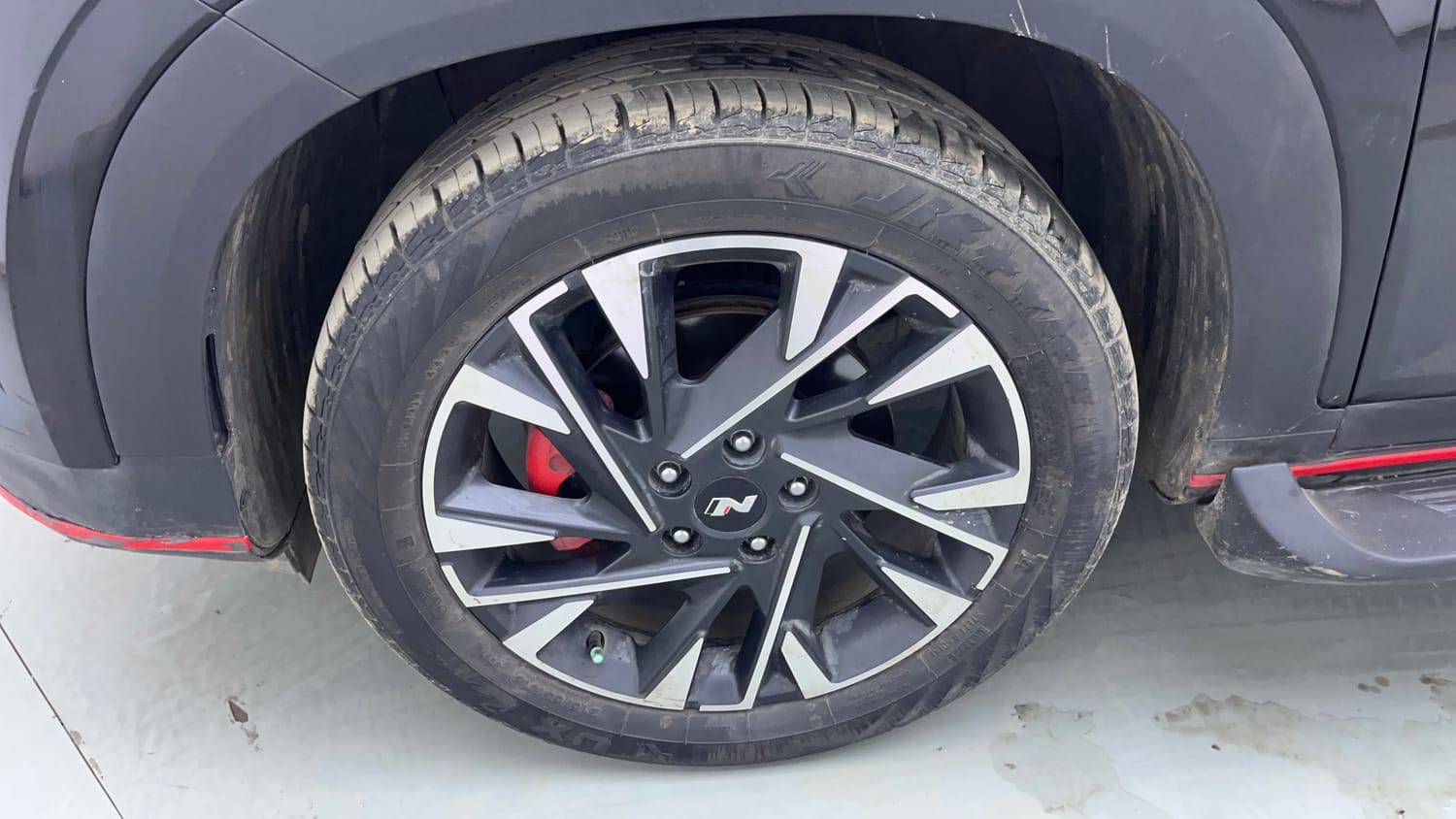 Used 2024 Hyundai Creta N-Line N10 1.5 Turbo DCT Petrol Automatic tyres LEFT FRONT TYRE RIM VIEW