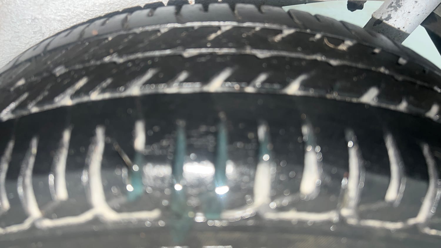 Used 2017 Maruti Suzuki Wagon R VXI+ AMT Petrol Automatic tyres LEFT REAR TYRE TREAD VIEW