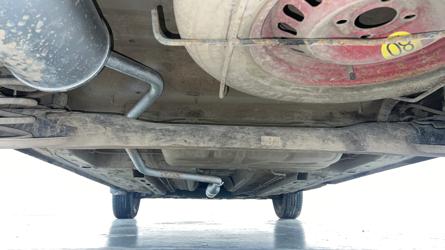 Used 2023 Renault Triber RXZ Dual Tone Petrol Manual extra REAR UNDERBODY VIEW (TAKEN FROM REAR)