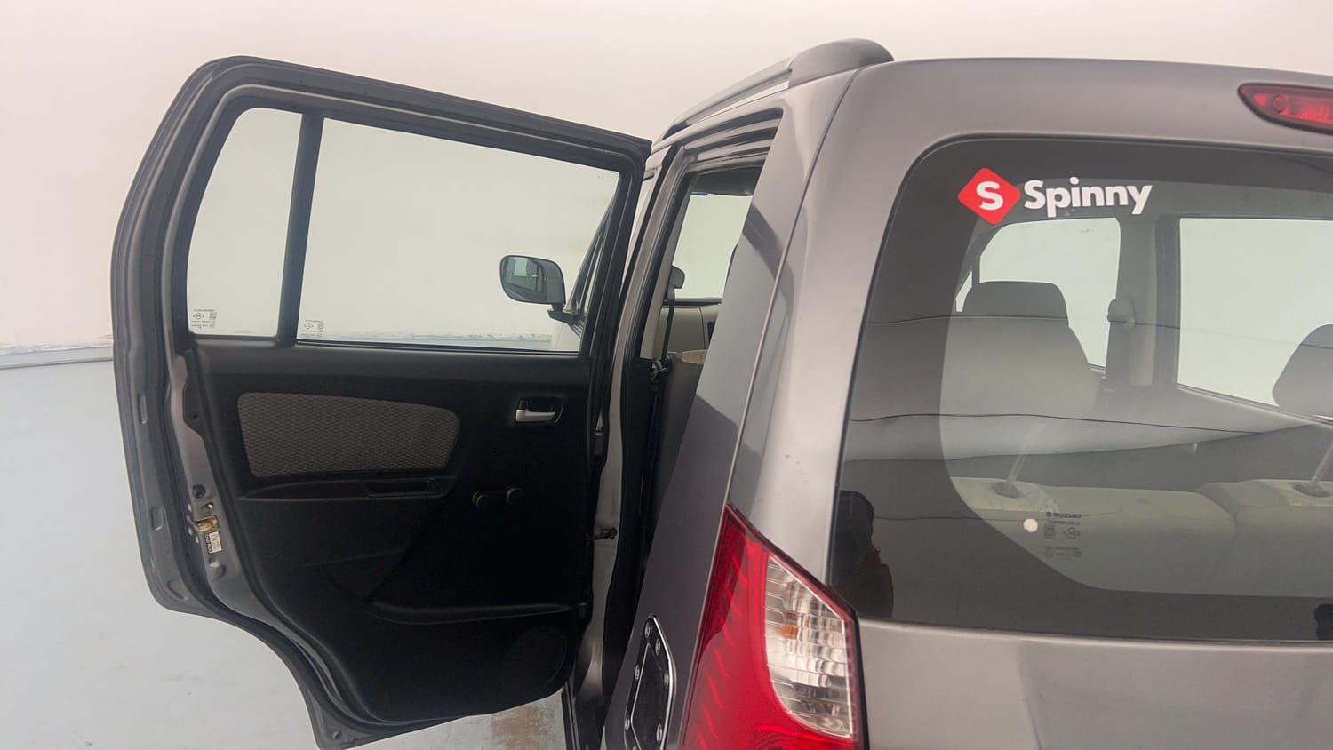 Used 2015 Maruti Suzuki Wagon R LXI Petrol Manual interior LEFT REAR DOOR OPEN VIEW