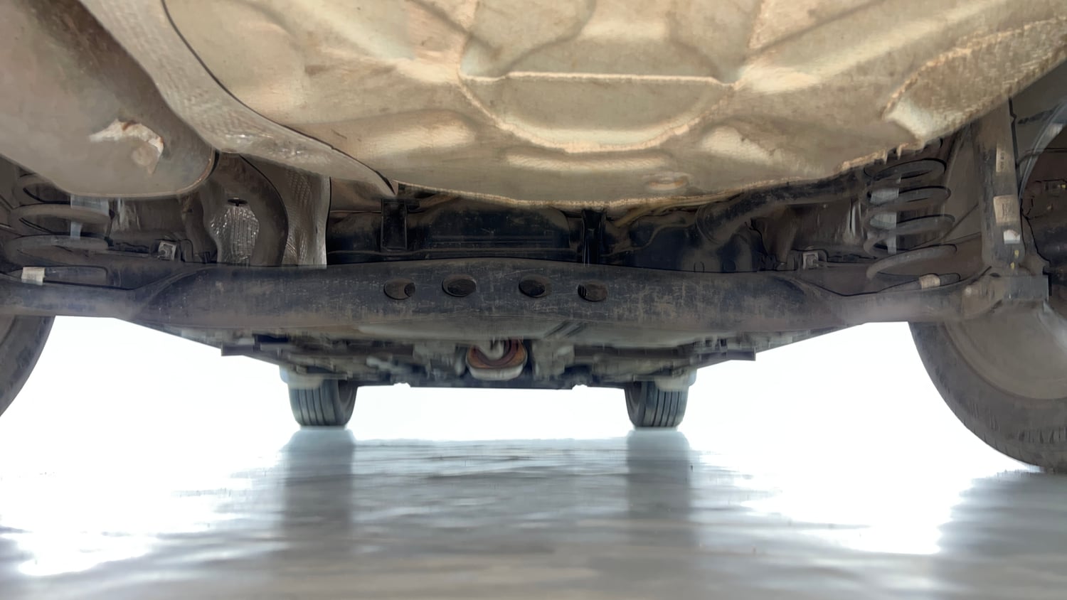 Used 2022 Volkswagen Virtus Topline 1.0 TSI AT Petrol Automatic extra REAR UNDERBODY VIEW (TAKEN FROM REAR)