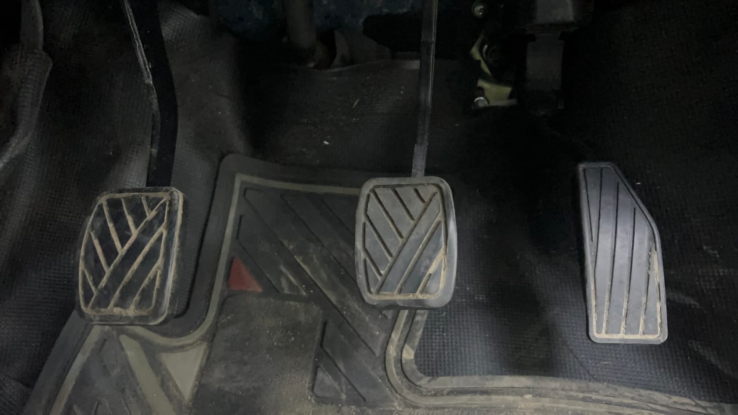 Used 2023 Maruti Suzuki Celerio VXi Petrol Manual interior PEDALS VIEW