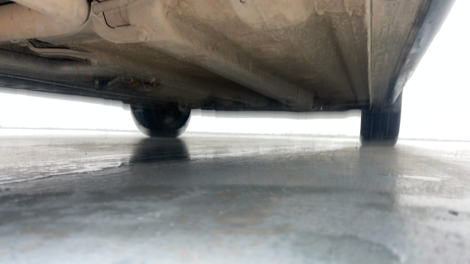 Used 2018 Hyundai Verna SX (O) 1.6 VTVT AT Petrol Automatic extra REAR RIGHT UNDERBODY VIEW