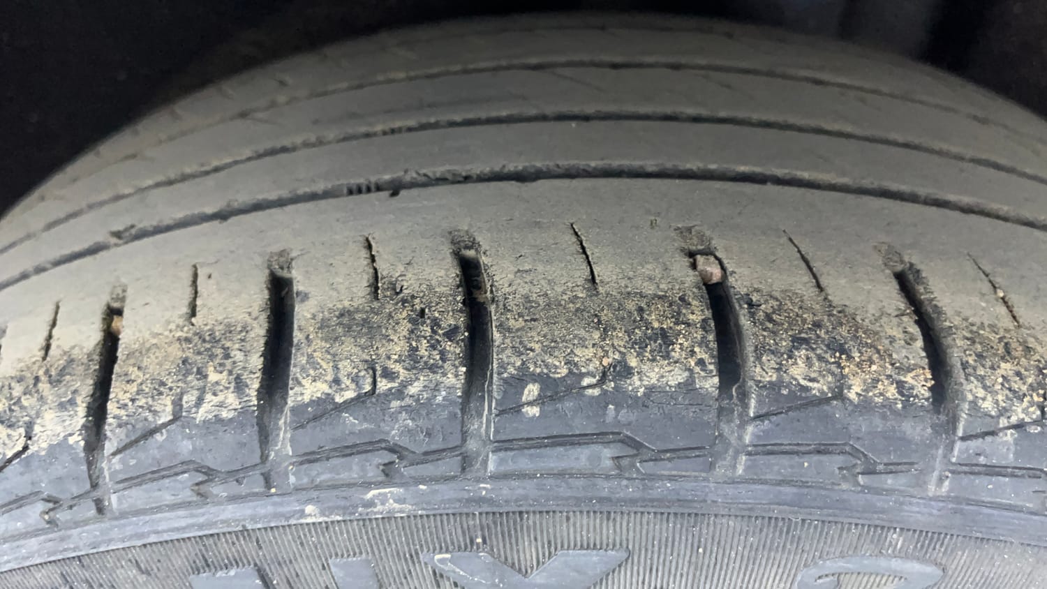 Used 2024 Hyundai Creta N-Line N10 1.5 Turbo DCT Petrol Automatic tyres LEFT REAR TYRE TREAD VIEW