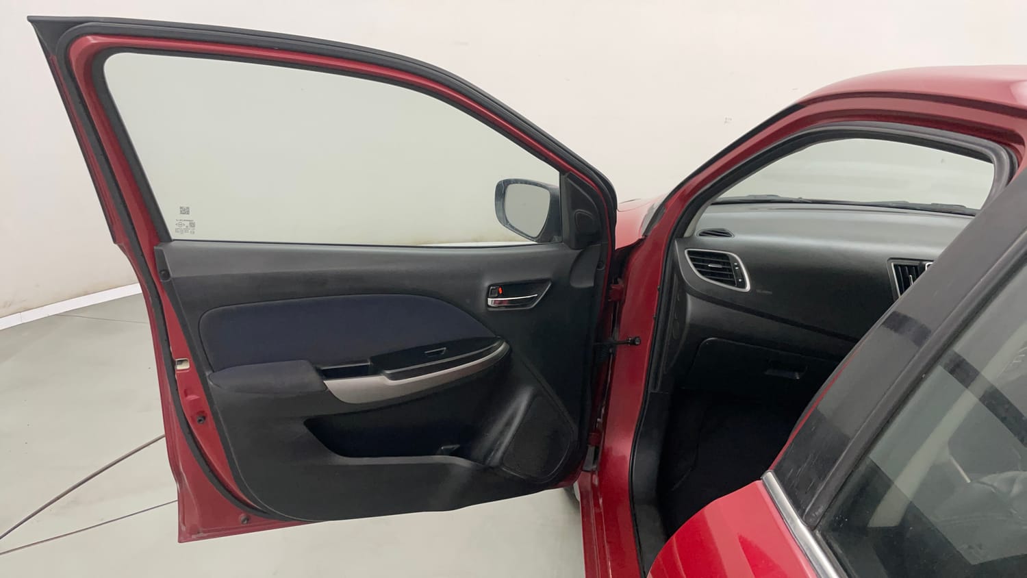 Used 2020 Maruti Suzuki Baleno Zeta Petrol Manual interior LEFT FRONT DOOR OPEN VIEW