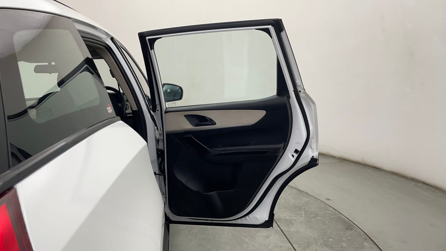 Used 2023 Mahindra XUV700 AX 5 Petrol AT 5 STR Petrol Automatic interior RIGHT REAR DOOR OPEN VIEW