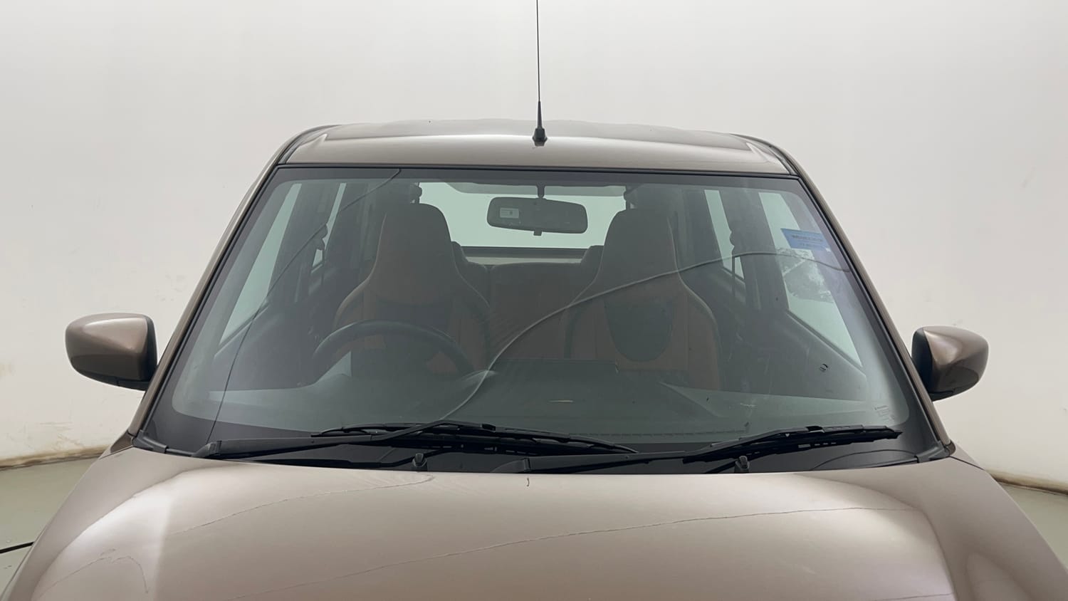 Used 2022 Maruti Suzuki Wagon R VXI 1.0 Petrol Manual exterior FRONT WINDSHIELD VIEW